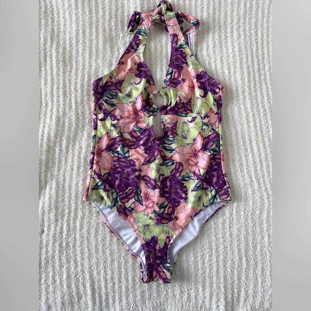 Stylish wimwear Purple and Pink One Piece Swimsuit Halter Neck